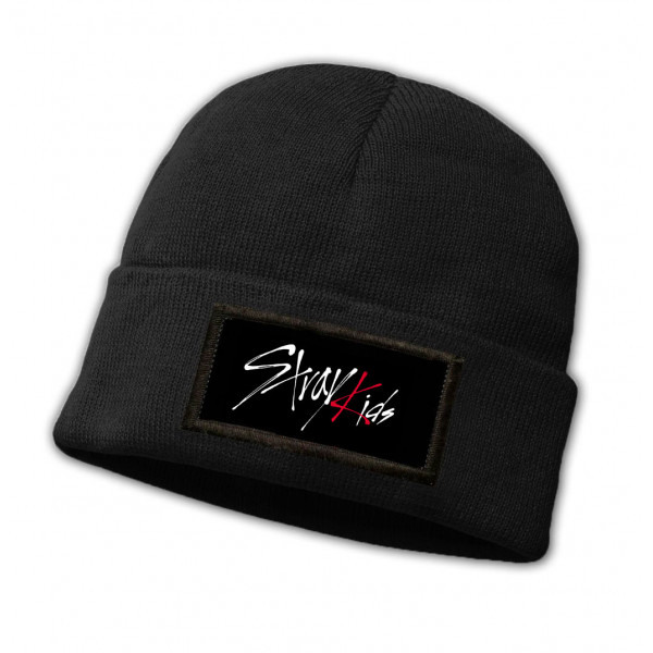 STRAY KIDS | Čepice pletená s nášivkou STRAY KIDS "Logo", one size